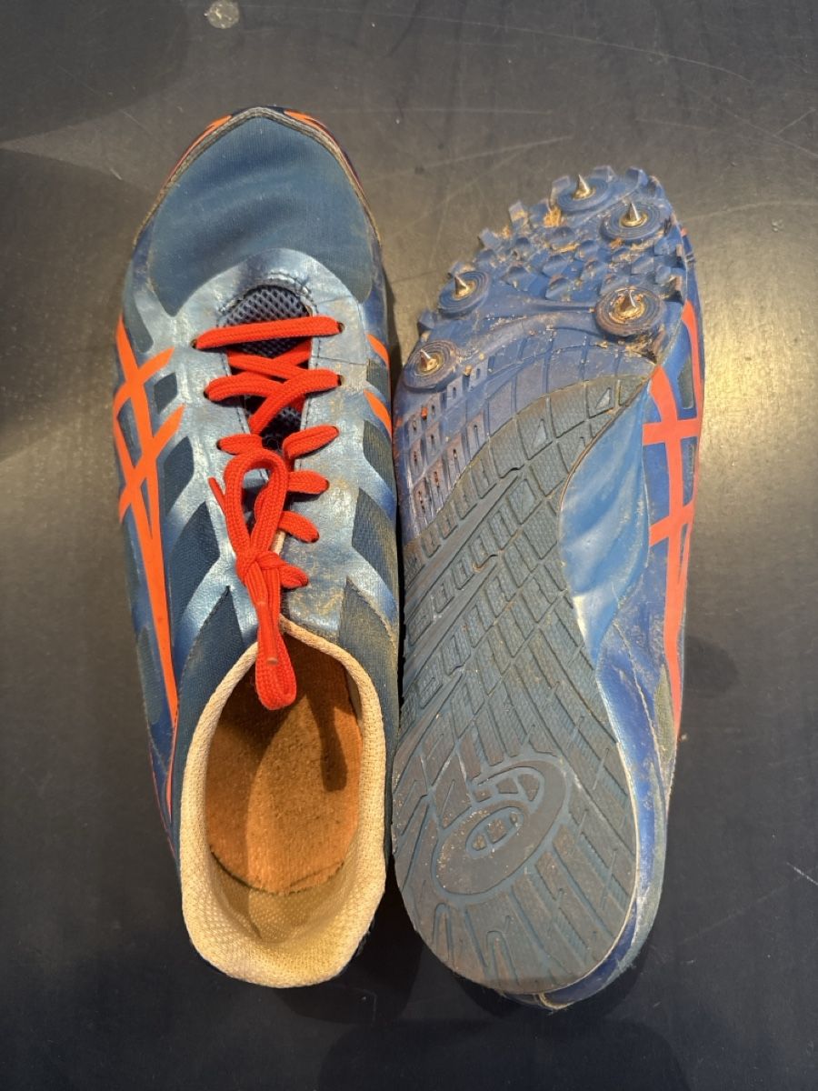 Asics Scarpe da uomo: Nagelschuhe Asics (Leichtathletik) – Usato da Muotathal venduto da sin_pdj6
