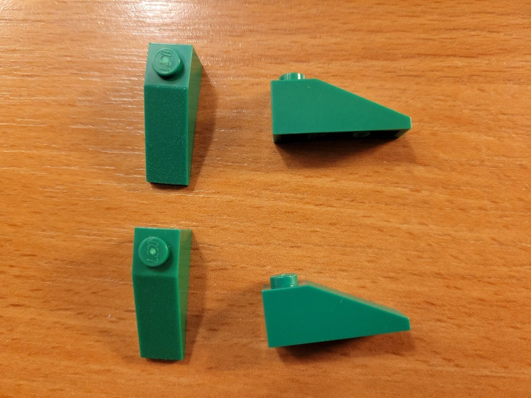 Lego Kit di costruzioni: Lego Steine 4 grüne Stück – Usato da Payerne venduto da tintin08 1