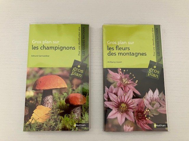 Libri: Guides de terrain "champignons " et "fleurs des montagnes" – Usato da Les Ponts-de-Martel venduto da Jolisa
