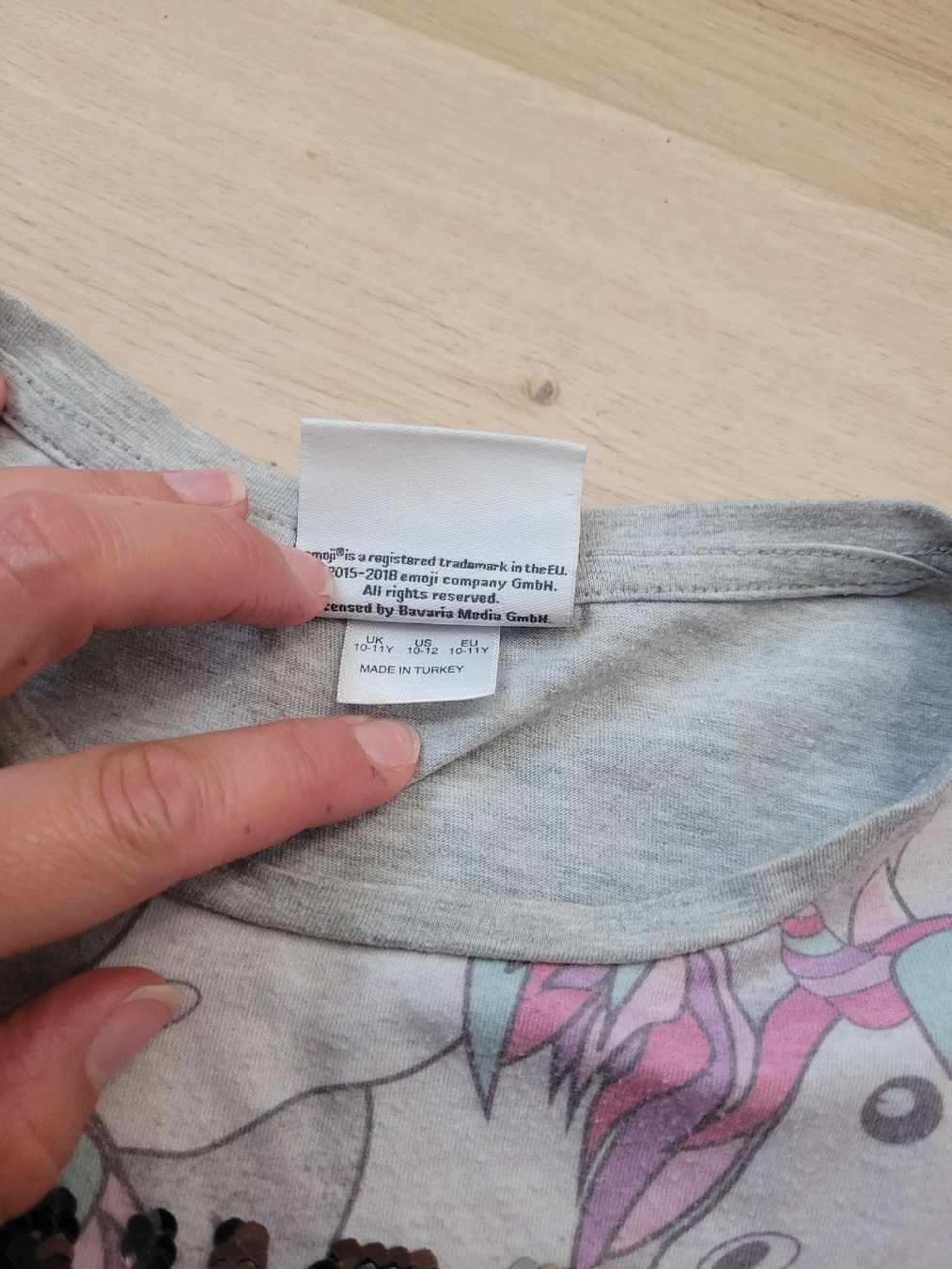 Camicette, T-shirt & Top: T-Shirt 10-12 Jahre – Usato da Lupsingen venduto da sta_wgg5 3