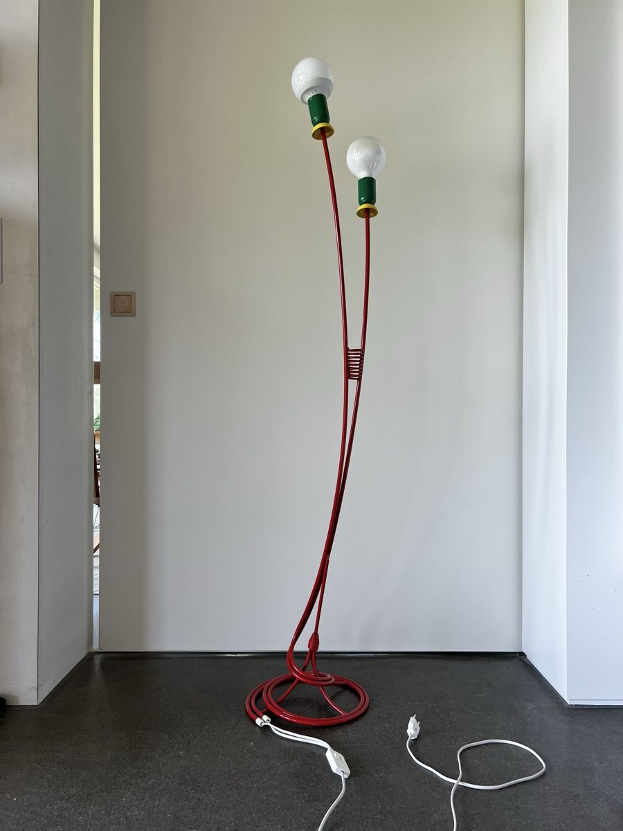 Lampade: Memphis Style Vintage Floor Lamp - 80s Postmodern – Usato da Oberägeri venduto da Theonose74