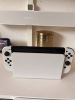 Nintendo Switch Oled (neuwertig ) 