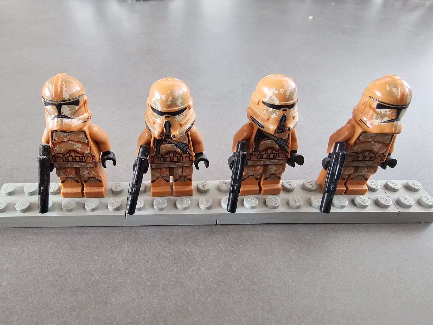 Lego Kit di costruzioni: Lego Star Wars Geonosis Trooper Minifiguren – Nuovo (secondo la descrizione) da Läufelfingen venduto da struuub92