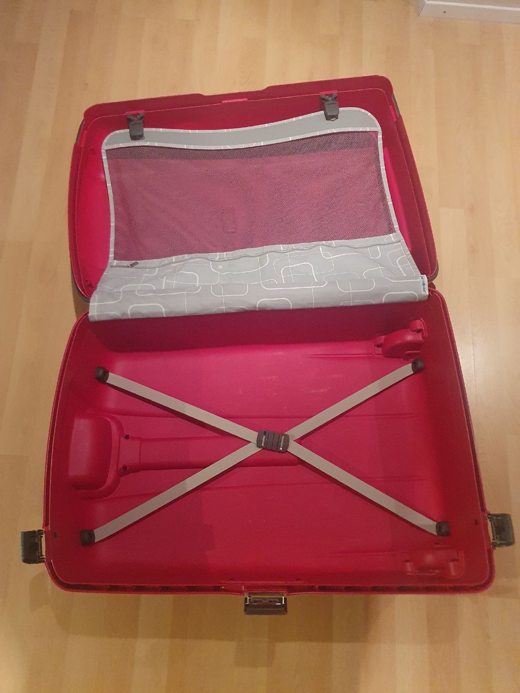 Samsonite Reisekoffer: Schalenkoffer – Gebraucht aus Edlibach von Piiismaker 3