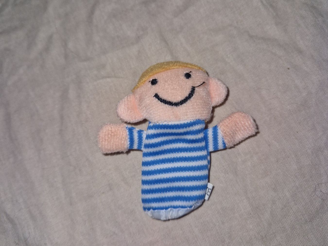 Jouets: Fingerpuppe – D'occasion à Stüsslingen par white_angel86