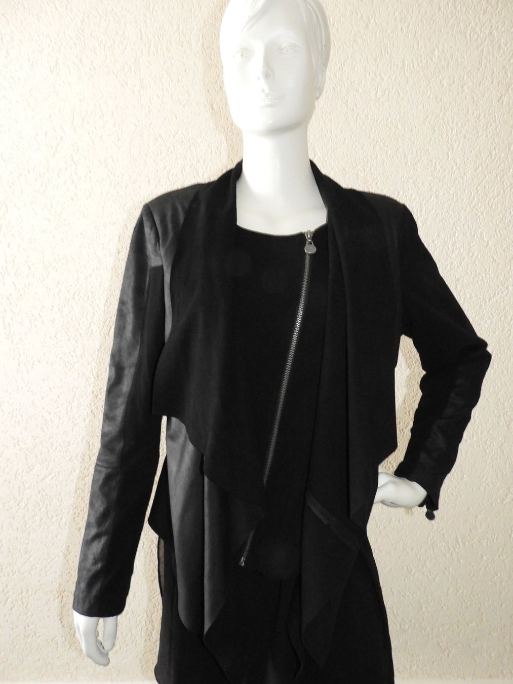 Giacche: veste cuir /blazer - T42 – Usato da Dombresson venduto da sev_bsb8 8
