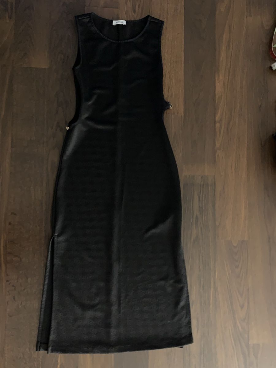 Sandro Vestiti: Kleid Sandro neu Gr 36 – Nuovo (secondo la descrizione) da Oberlunkhofen venduto da yaric01