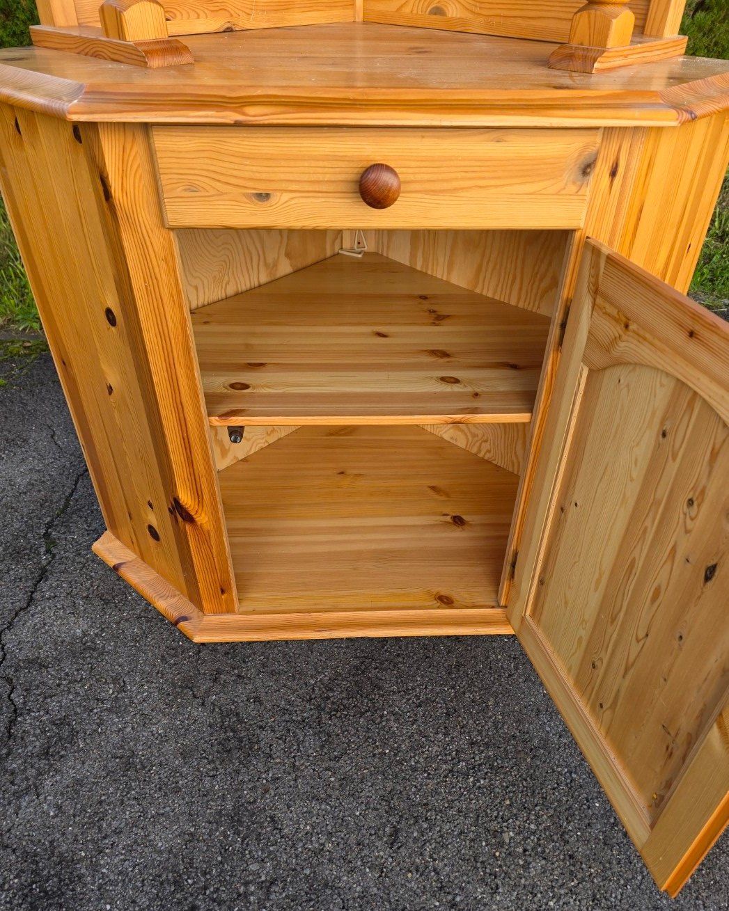 Armadi: Eckschrank aus massivem Kiefern Holz – Usato da Flums venduto da Flumsantik 4