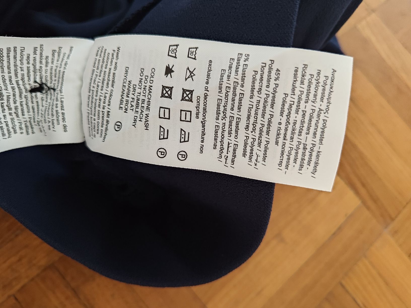 Only Pantaloni: Shorts Only (JDY) bleu taille M – Nuovo (secondo la descrizione) da St-Pierre-Clages venduto da Romo_1955 3
