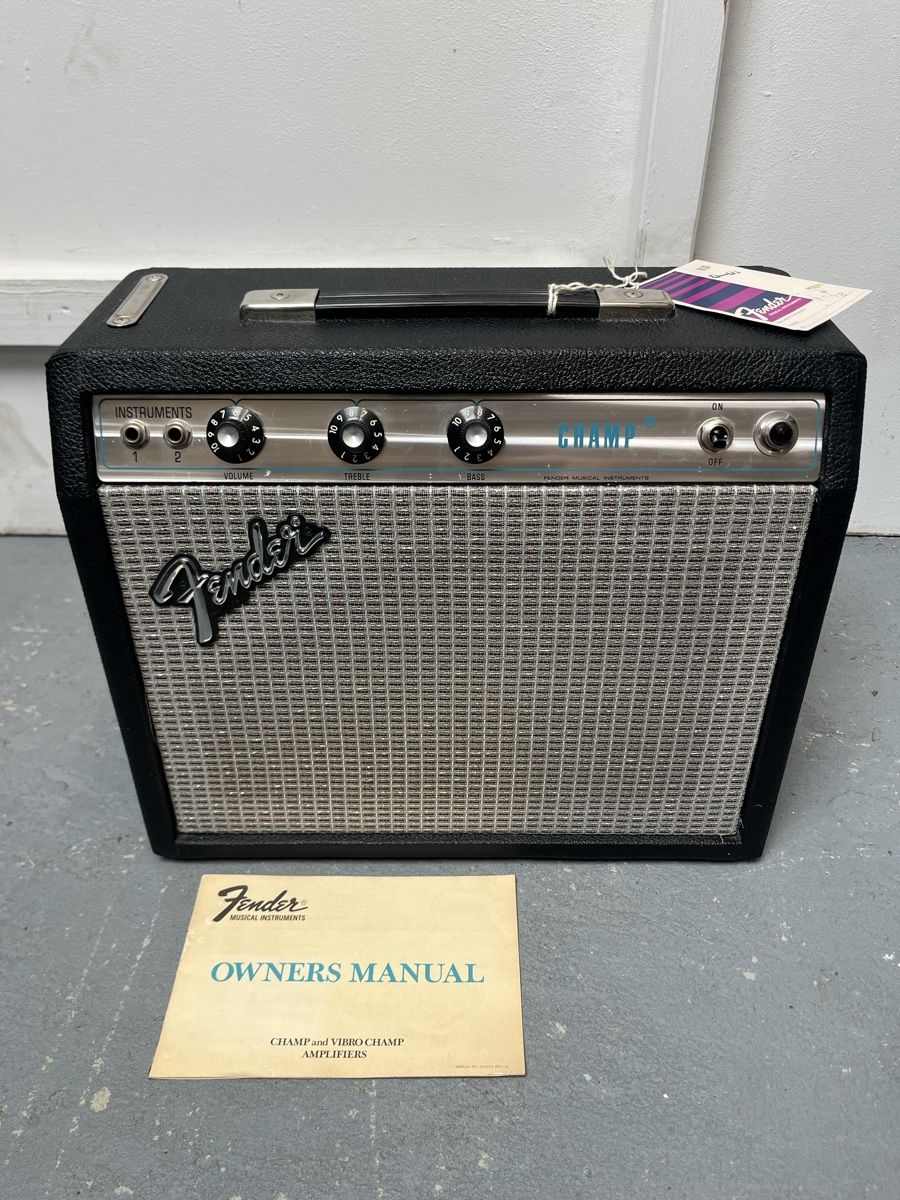 Fender Amplificateurs: Fender vintage Champ Silverface 1978 – D'occasion à Sierre par Prog_fazz