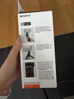 Sony GP-VPT2BT Stativ mit Originalverpackung