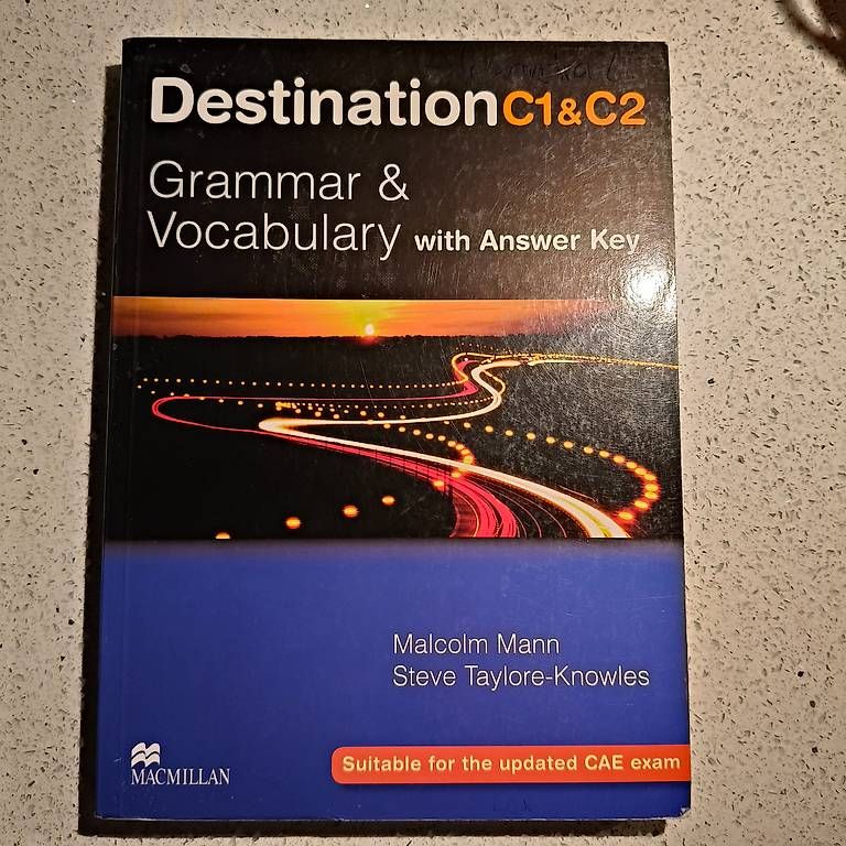 Libri: Destination C1 & C2 (Cambridge) – Usato da Zug venduto da goodread