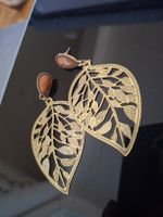 Ohrringe goldfarben Blatt Design mit Stein guter Zustand