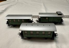 Märklin H0 3 er Set/ 2 Personenwagen 1 Gepäckwagen