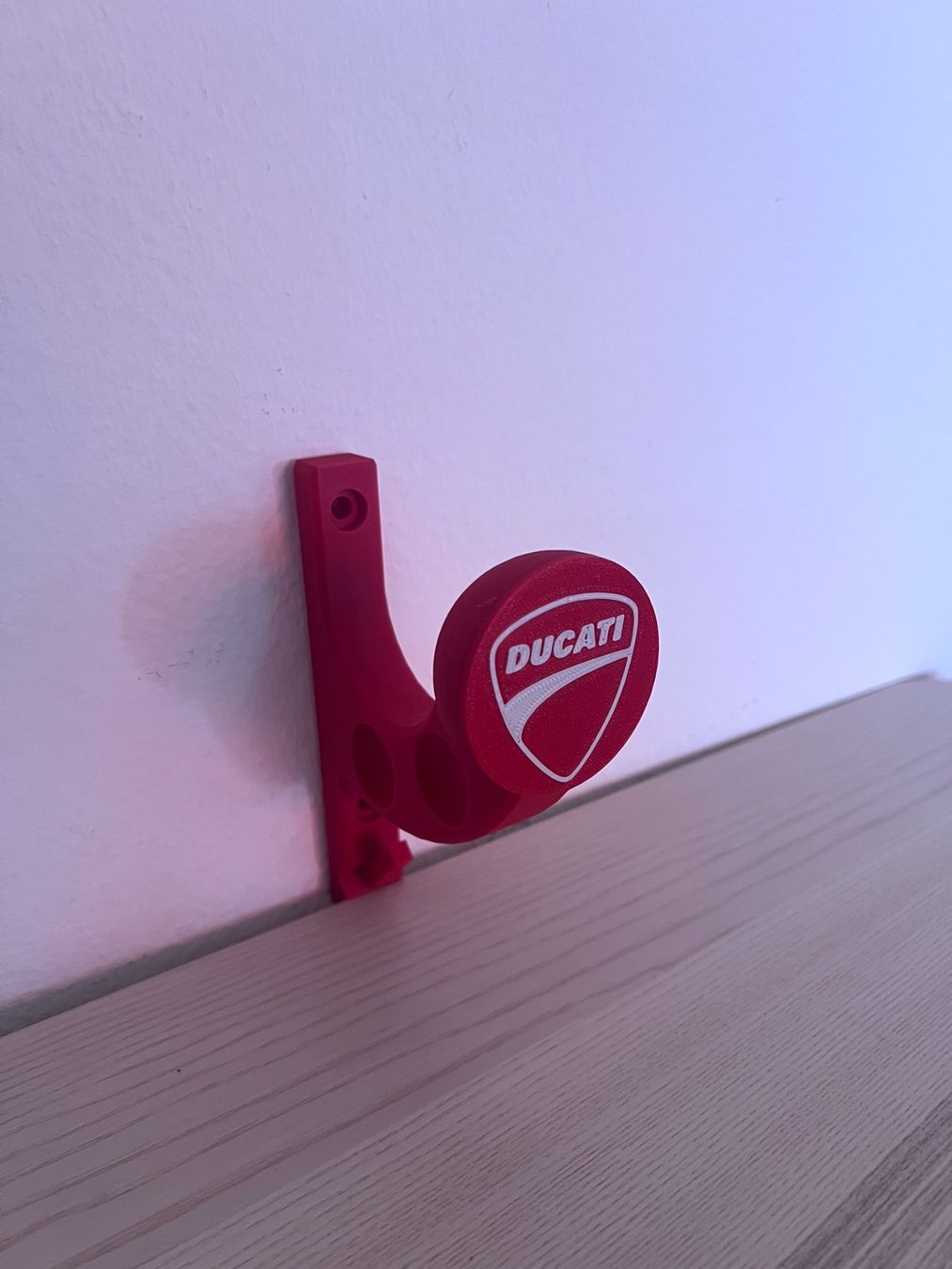 Sonstige Dekorationen & Accessoires: Support Casque moto Ducati – Neu (gemäss Beschreibung) aus Renens VD von hel_h75s 4