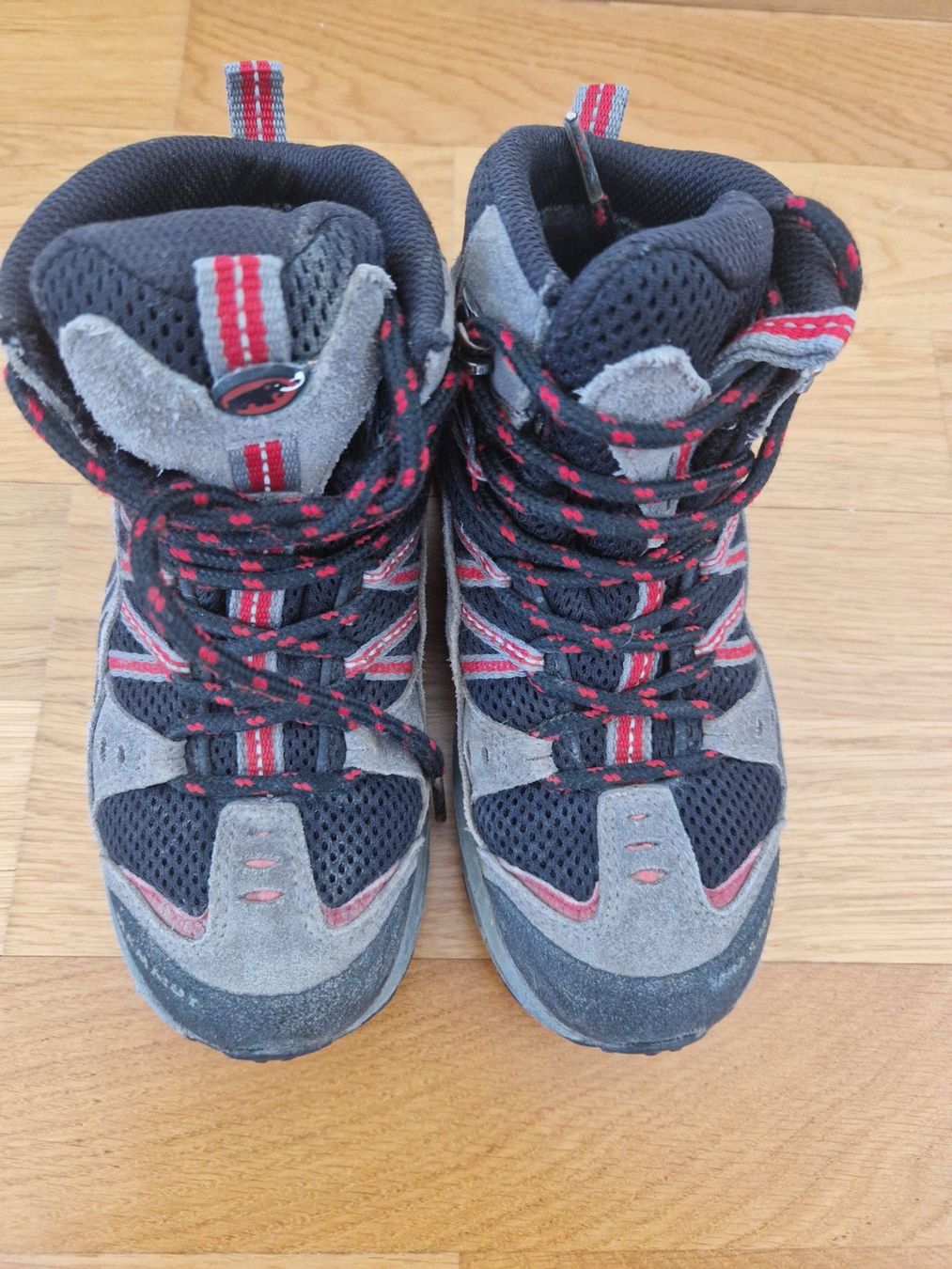 Mammut Scarpe da uomo: Robuste Mammut Wanderschuhe Gr. 32 – Usato da Buchs venduto da sonjaja 2