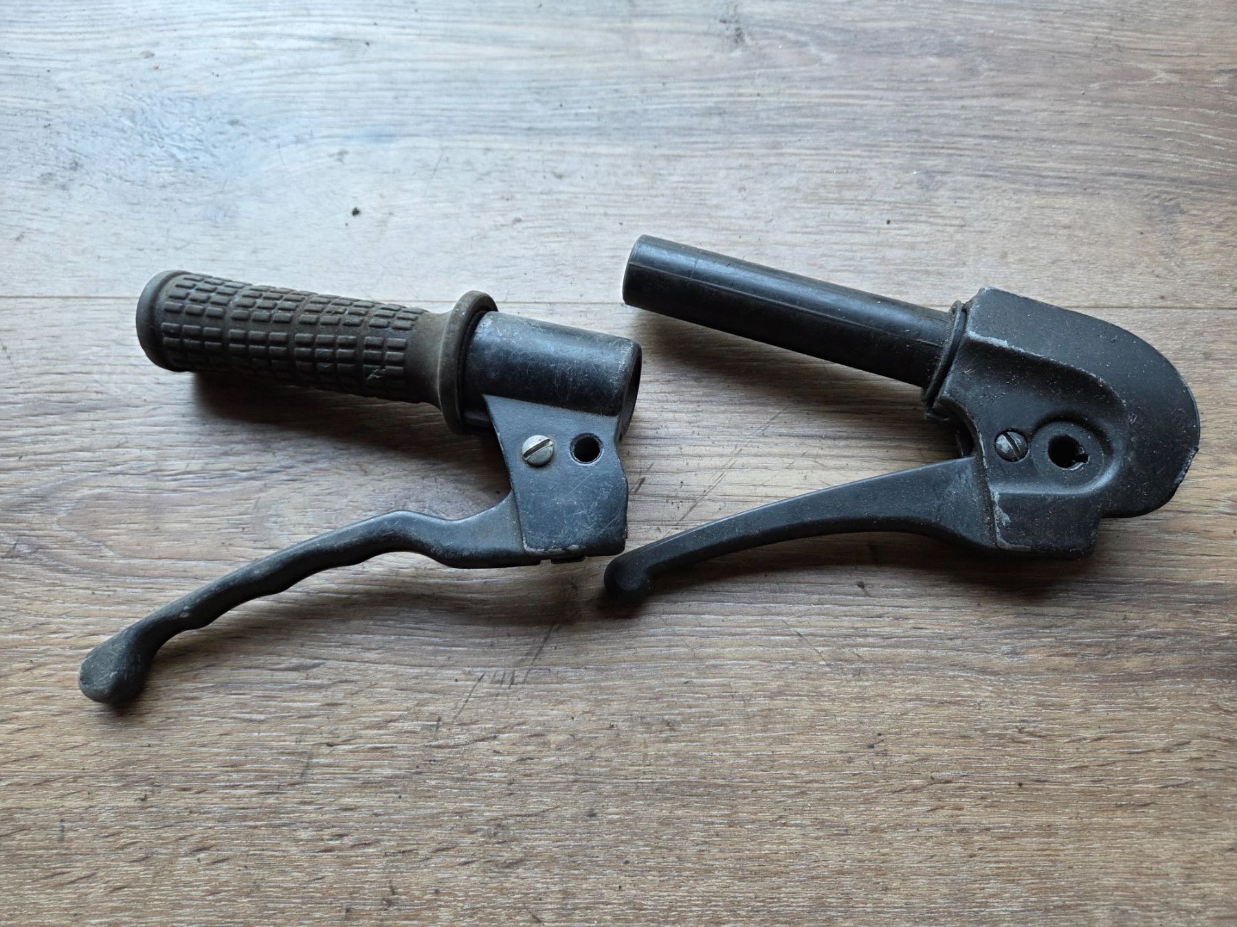 Puch Mofas: Originale Gas-Griff Domino – Gebraucht aus frümsen von Sailem