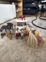Spielzeug Pferde mit Wohnmobil und Zubehör Konvolut