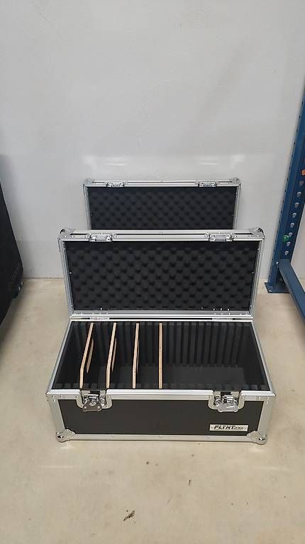 Reisekoffer: 2x Flyht Pro Case Flat Par S – Gebraucht aus Krauchthal von Sigla 3