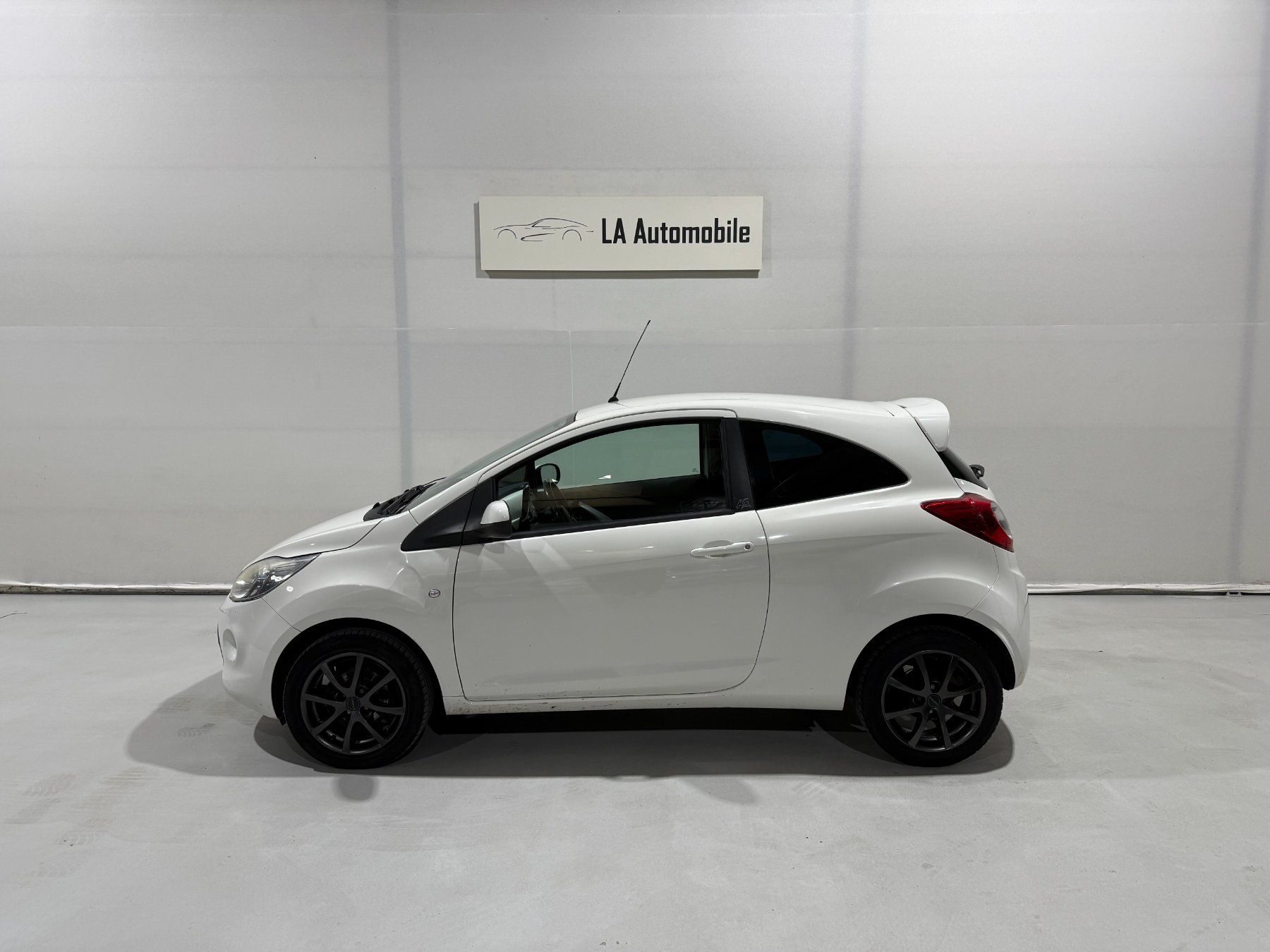 Ford Automobili: FORD KA 1.25 Titanium – Usato da Widnau venduto da clique17 1