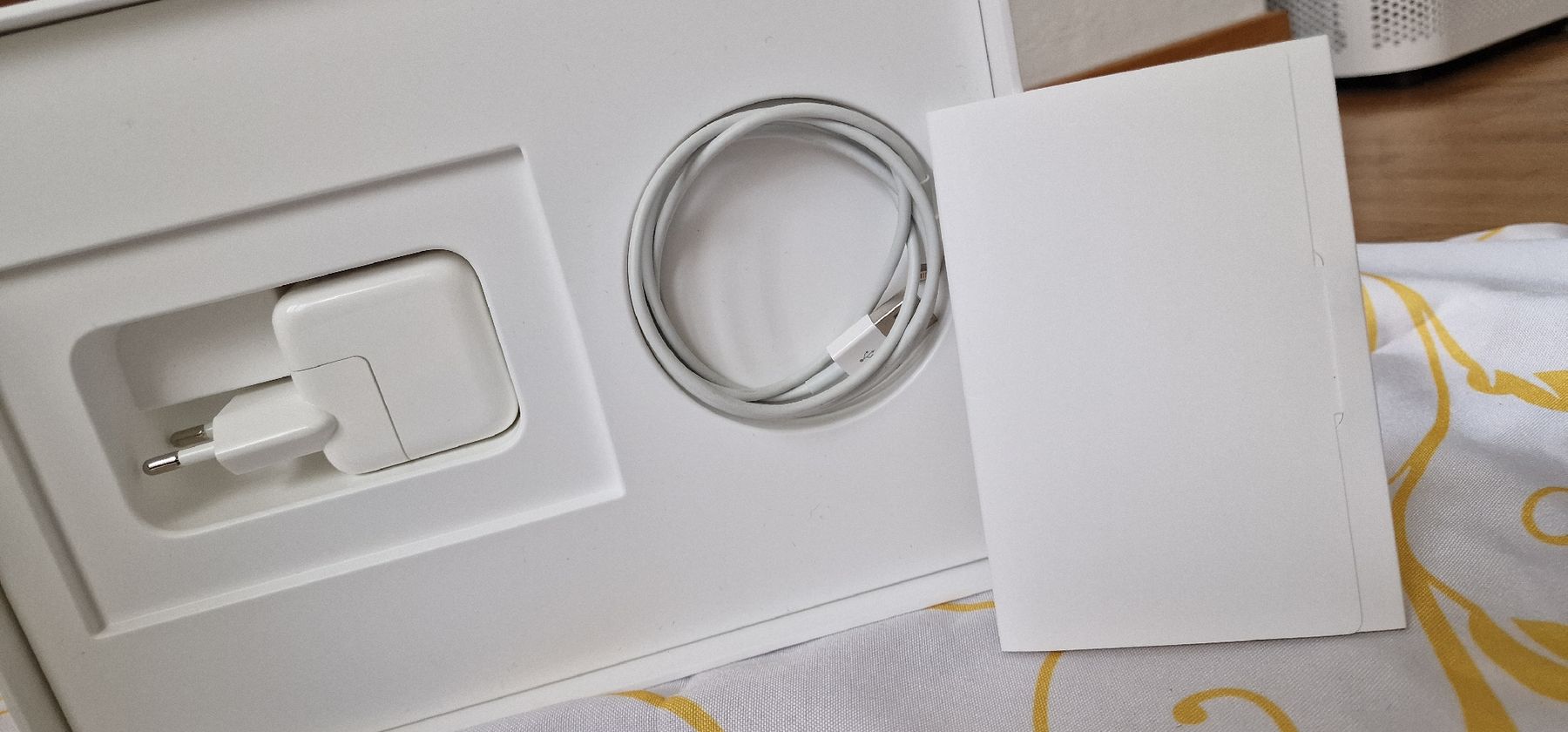 Apple Tablet PC: iPad Wi-Fi 32GB Space Grey – Usato da Romanshorn venduto da REALJessiB 3