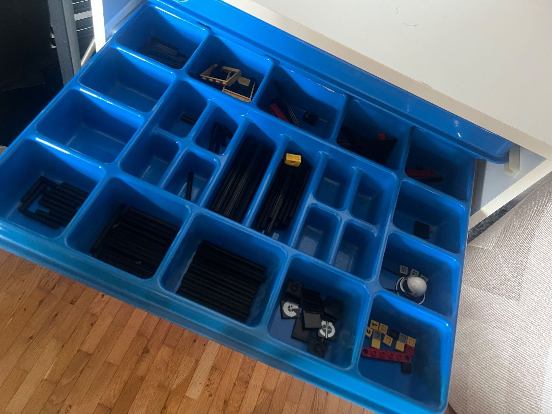 Lego Kit di costruzioni: Grand lot LEGO Technic + rangement complet – Usato da Ipsach venduto da Worrior23 6