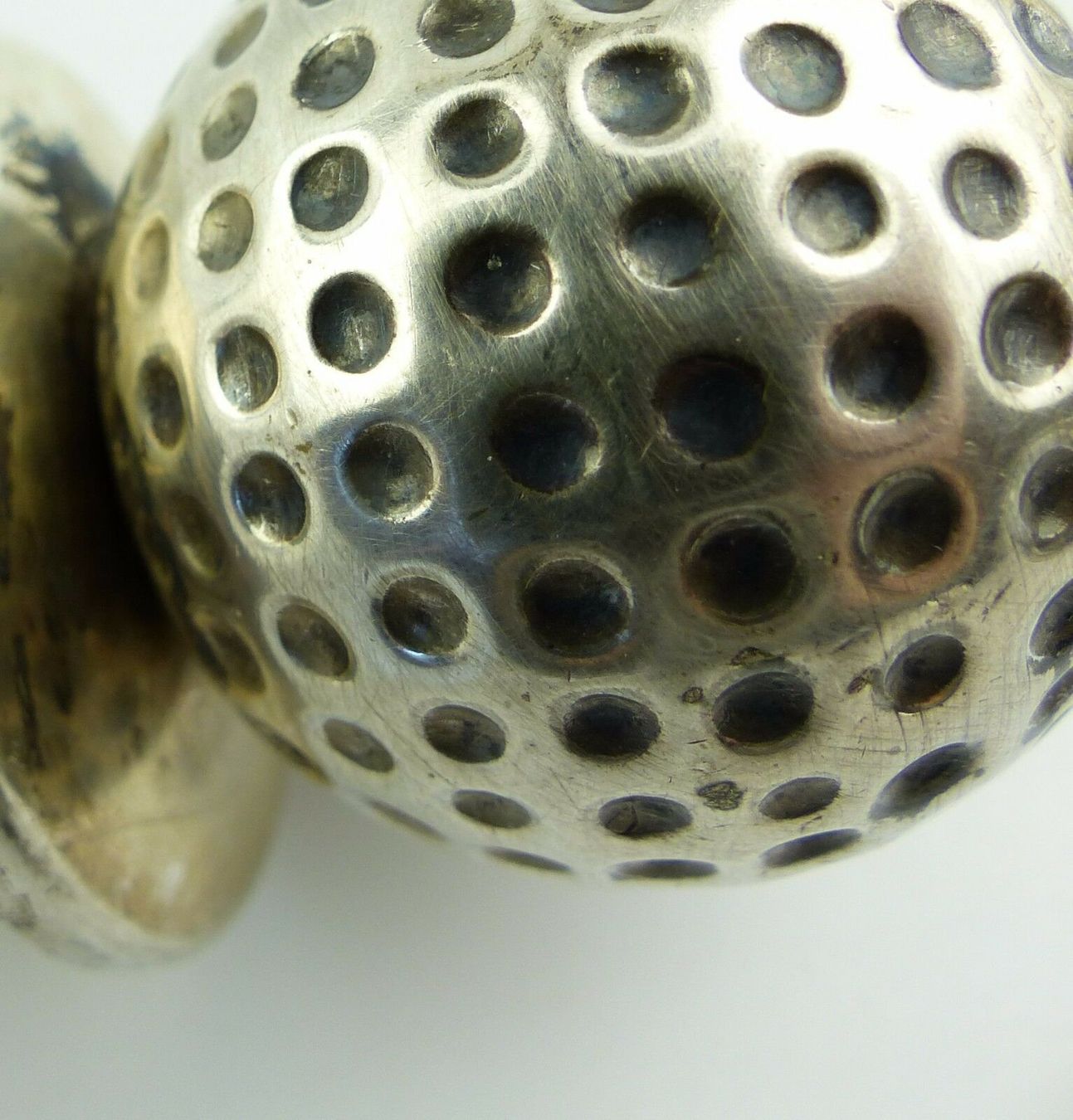 Apribottiglie & Tappi per chiusura: Golfball Silber Flaschenverschluss – Usato da Fehraltorf venduto da Swisscollector 1