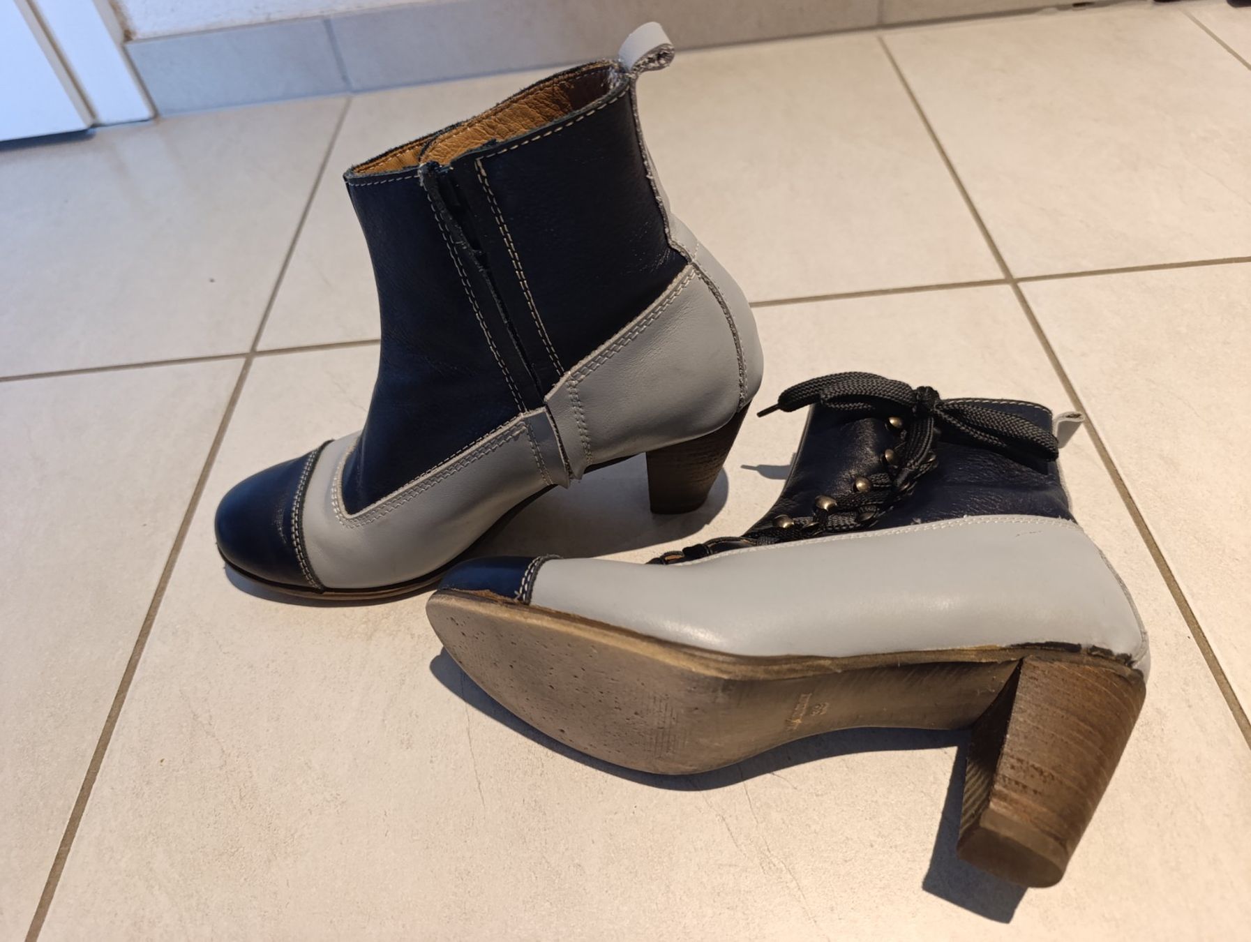 Scarpe da donna: Lederstiefeletten – Usato da Frick venduto da atr_wf8r 3