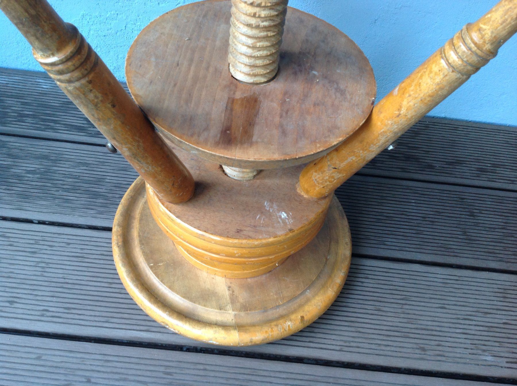 Sgabelli: holz hocker / tabouret d'horloger / Uhrmacherhocker – Usato da Vuiteboeuf venduto da broticaire 4