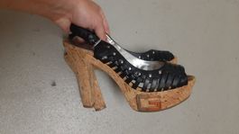K..149 R M) Guess Sandalen schwarz Kork Plateau Absatz Gr 36