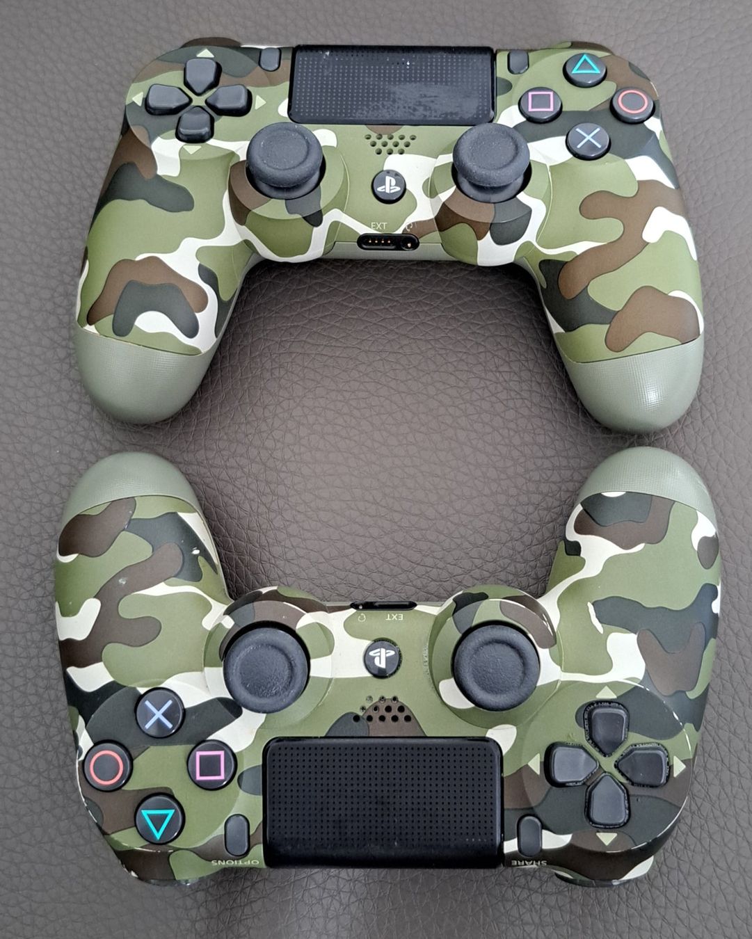 Sony Controller: Ps4 controller Original SONY 2 Stück – Gebraucht aus Biel/Bienne von Sasha4u 1