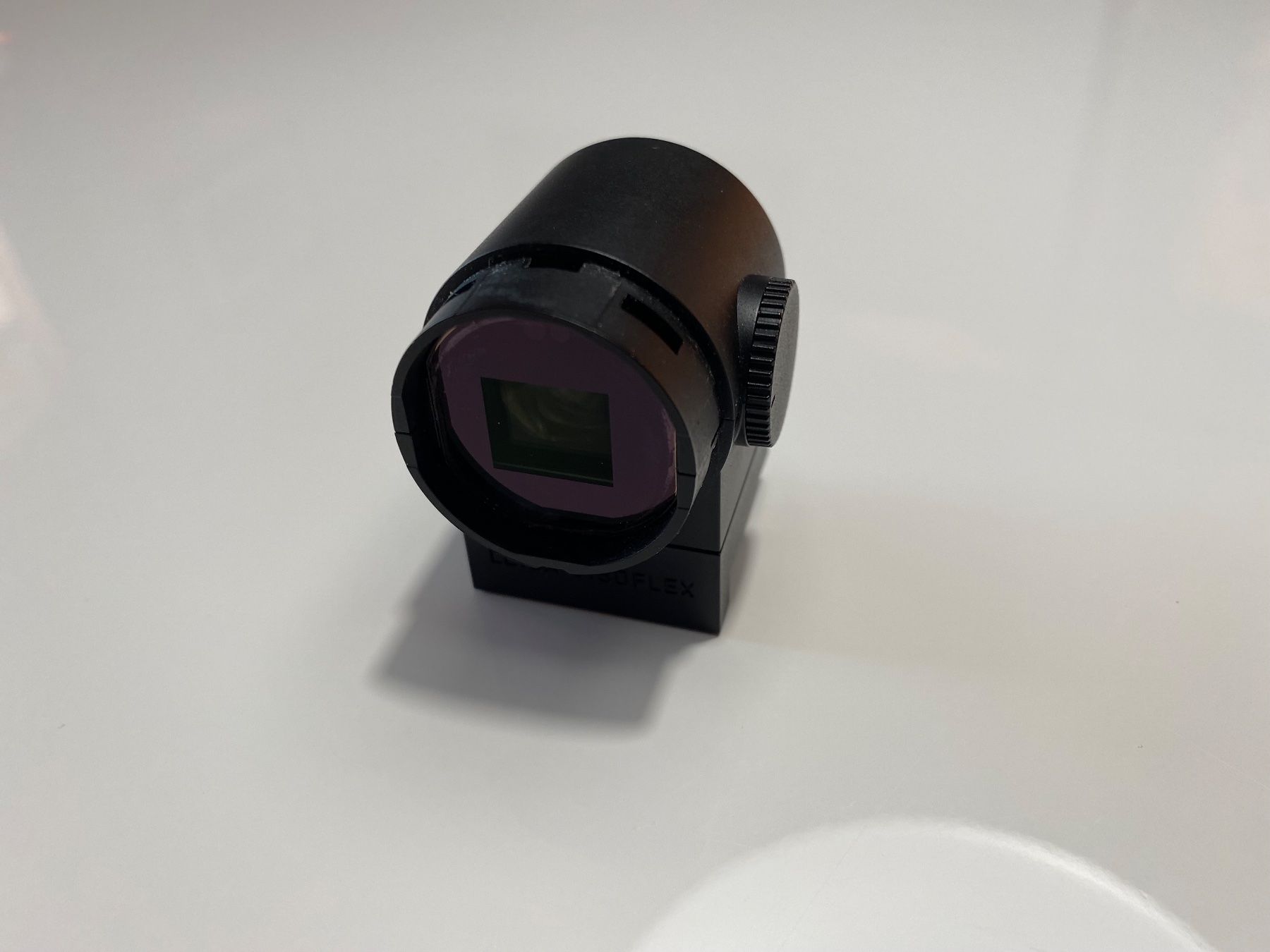 Leica Kamera: Leica Visoflex Typ 020 – Gebraucht aus Bottens von 2Lens