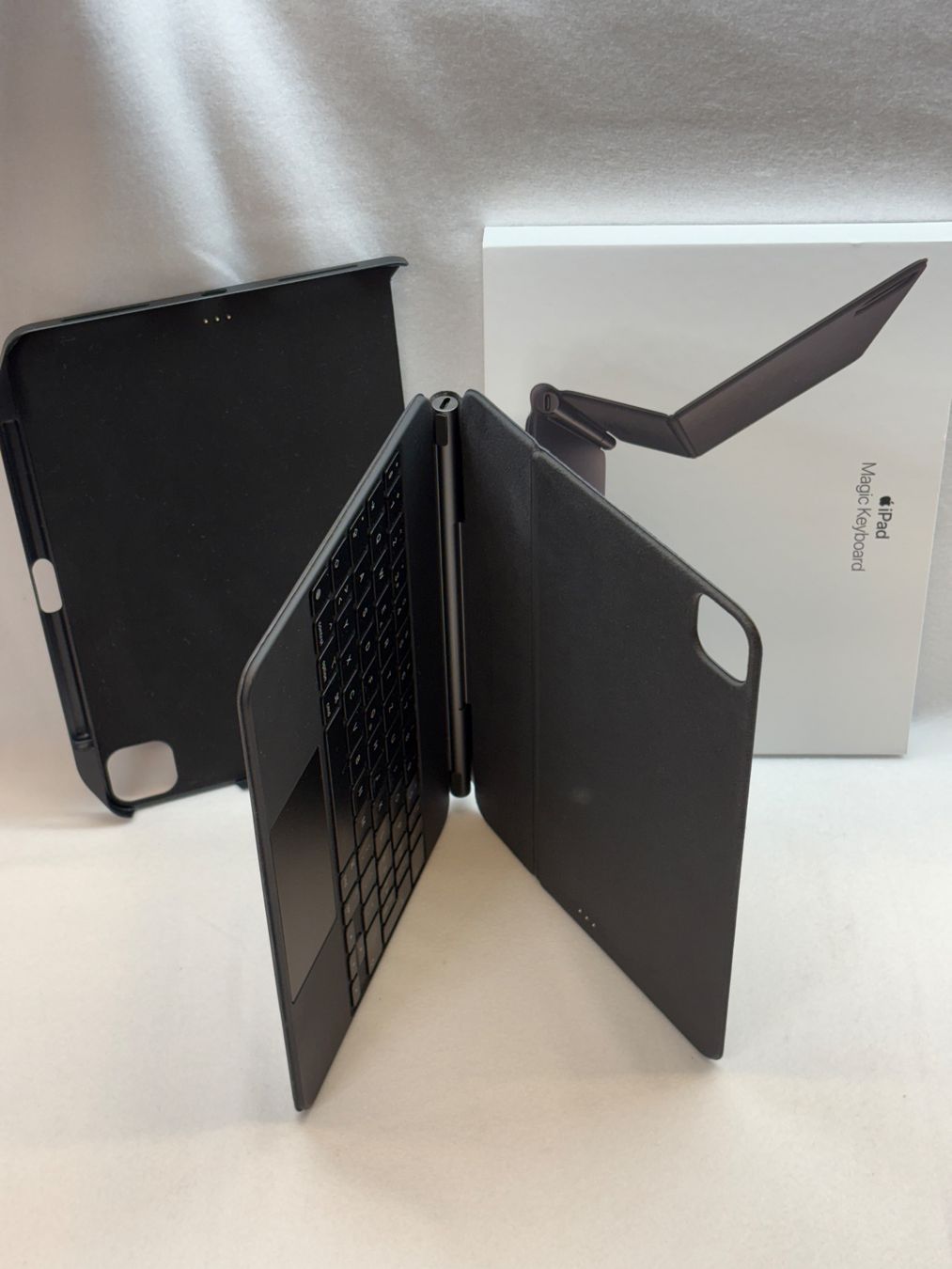 Apple Tastiere: Apple Magic Keyboard (iPad Air / iPad Pro 11") – Usato da Schlatt TG venduto da Heyhey 5