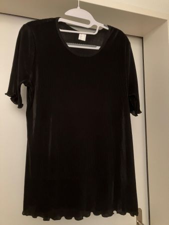 Elegantes Shirt, Plissee, schwarz, Grösse 42, neu