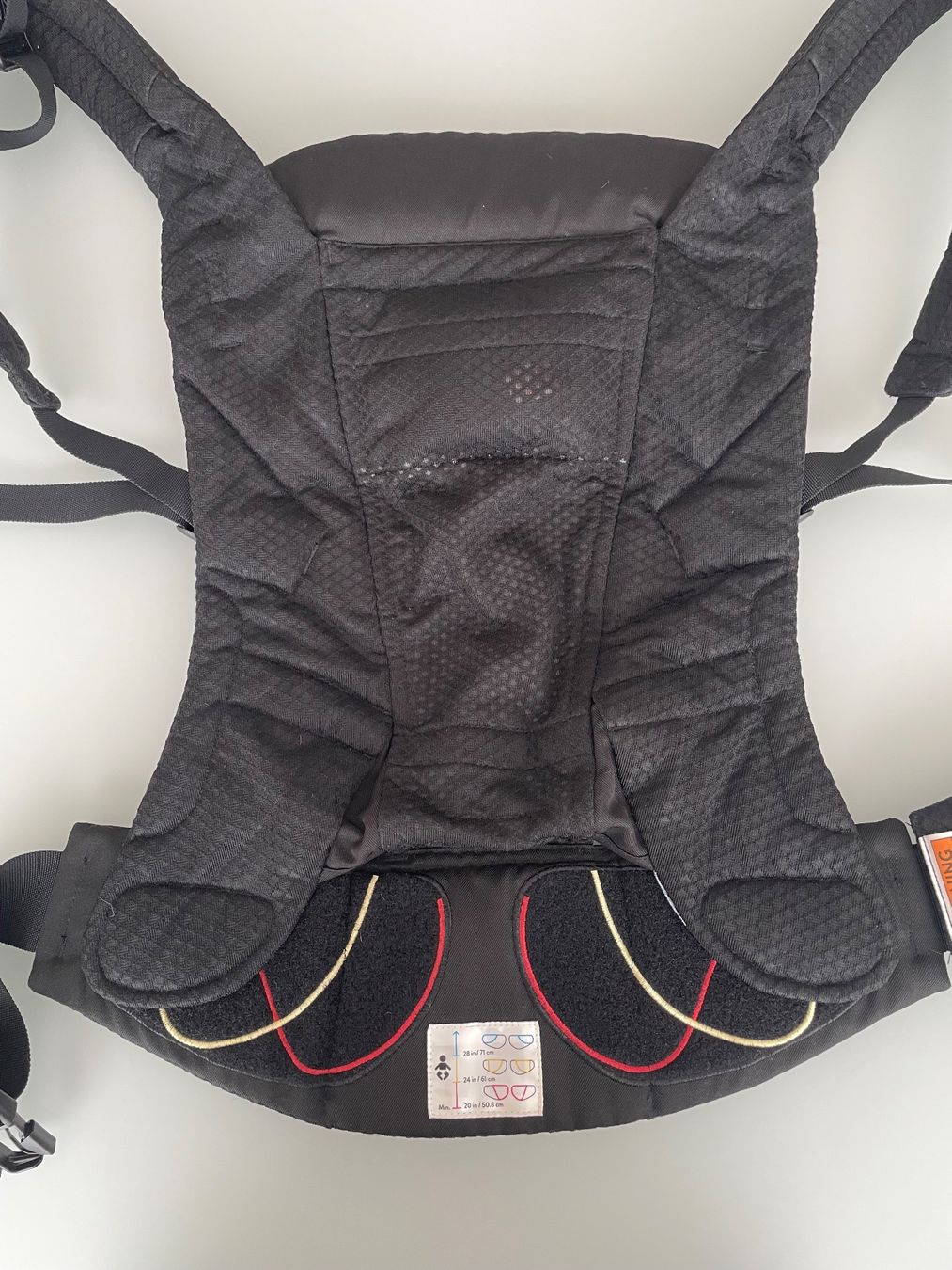 Ergo Baby Marsupi portabebè: Neuwertige Tragehilfe Ergobaby Adapt Soft Flex Mesh – Nuovo (secondo la descrizione) da Lohn-Ammannsegg venduto da LaCoLiNe 1