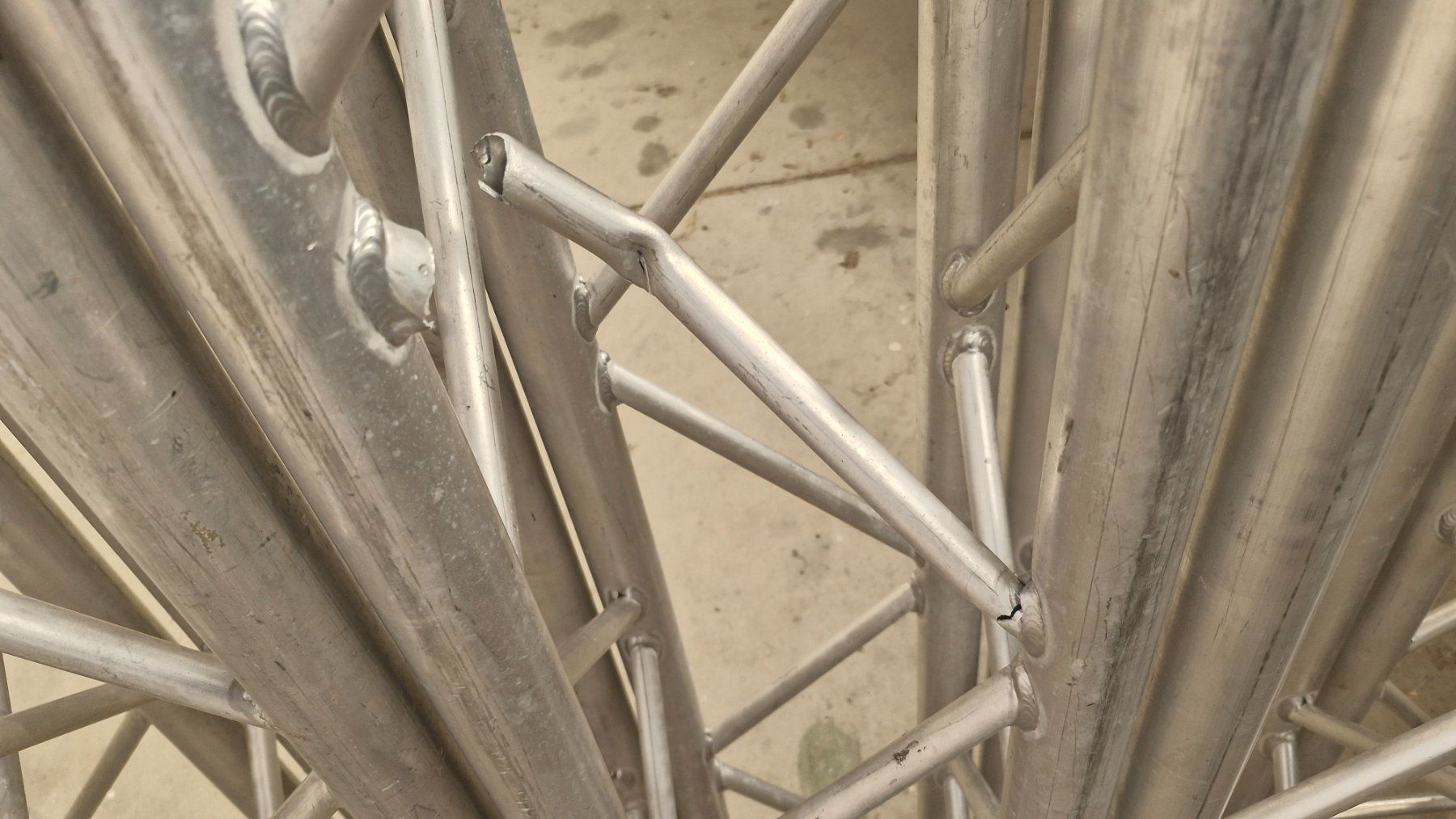 Tralicci: Eurotruss FD-34 gebraucht – Difettoso da Aesch LU venduto da matthiasabt 5