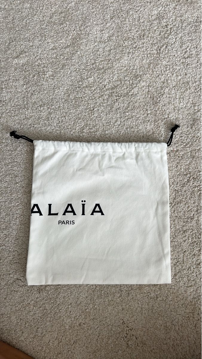 Alaia Sacs femmes: Alaïa Paris Dust Bag White – Neuf (Voir description) à Richterswil par L.Staudenmann