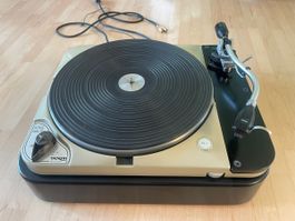 Thorens TD121