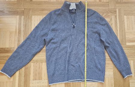 Ch.K.Williams Cashmere Tech Sweater. Size M. Winter.