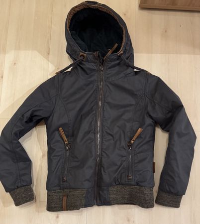NAKETANO Winterjacke mit Kapuze, Grösse S,