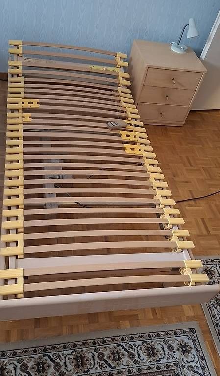 Betten: lit électrique – Gebraucht aus St-Triphon von mic_95yn