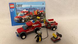 LEGO City 7942 Geländefeuerwehr mit Anhänger & Minifigur!