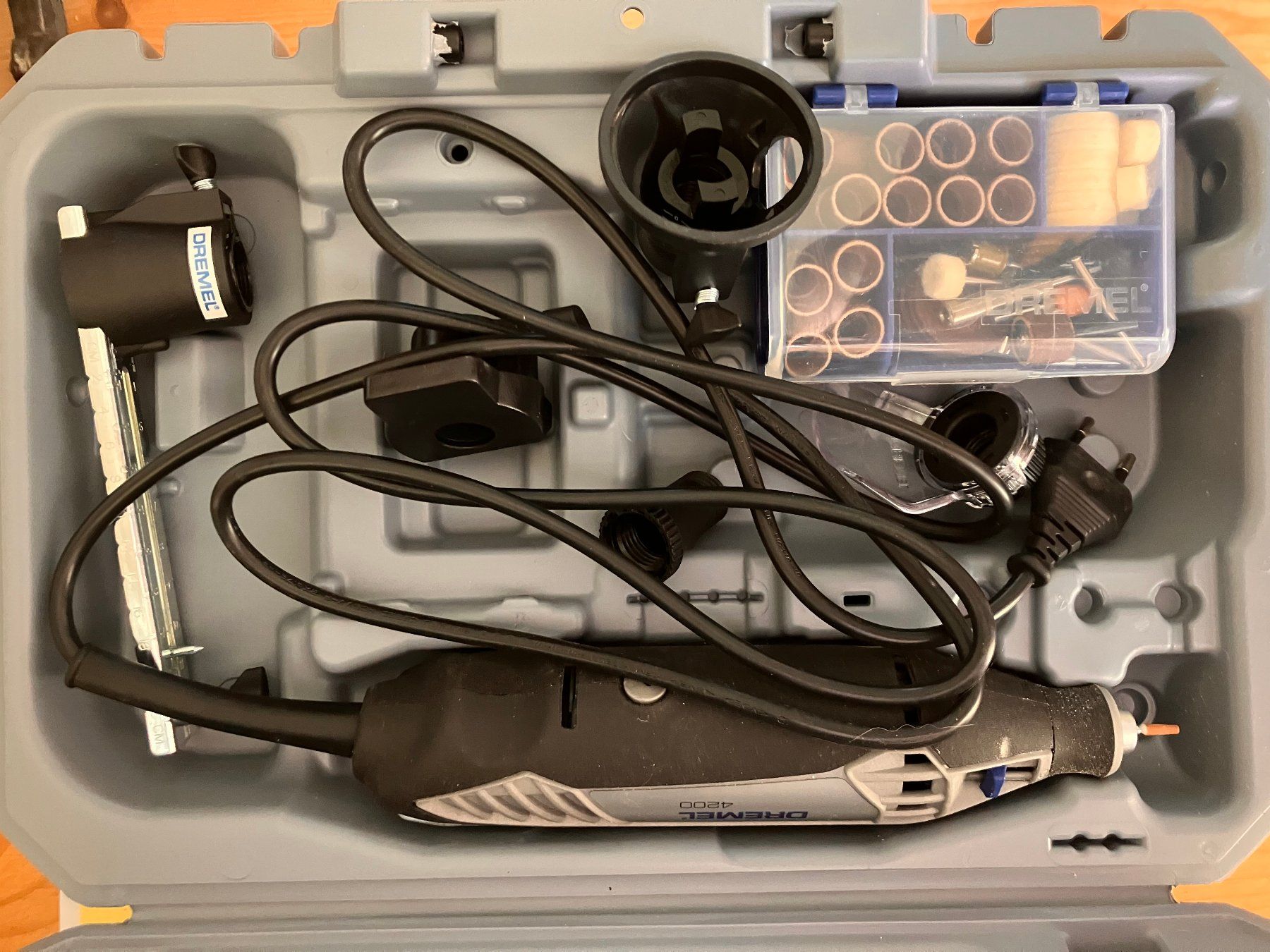 Dremel Tutti gli attrezzi: Dremel 4200 Multitool System – Nuovo e nell'imballaggio originale da Linden venduto da nitsirc 2