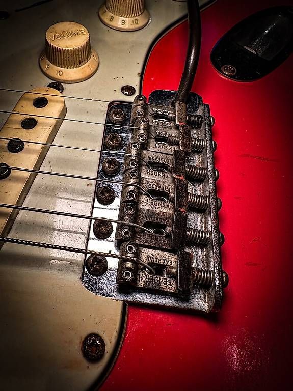 Fender Musikinstrumente: Fender Stratocaster 1963 serie L vintage refin – Gebraucht aus Montreux von Alligator-AMPS 6