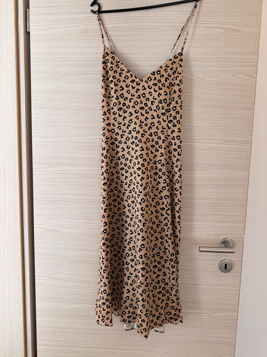 Sezane Kleider: Robe Sézane en viscose, taille 38 – Neu und originalverpackt aus Martigny von Luxivore83 5