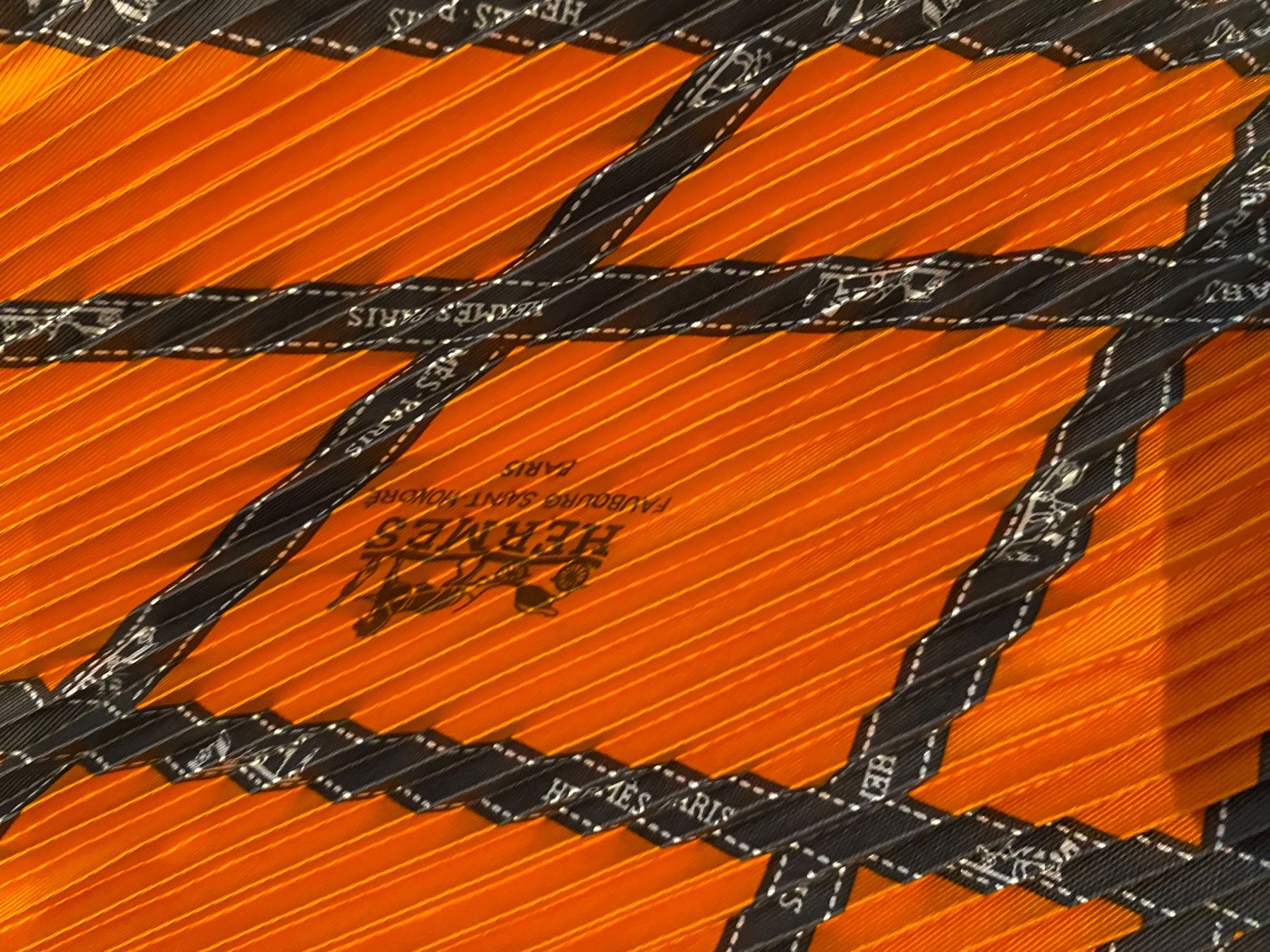 Hermès Foulards, Tücher & Schals: Hermès Foulard 140/70cm – Neu (gemäss Beschreibung) aus Möhlin von  3
