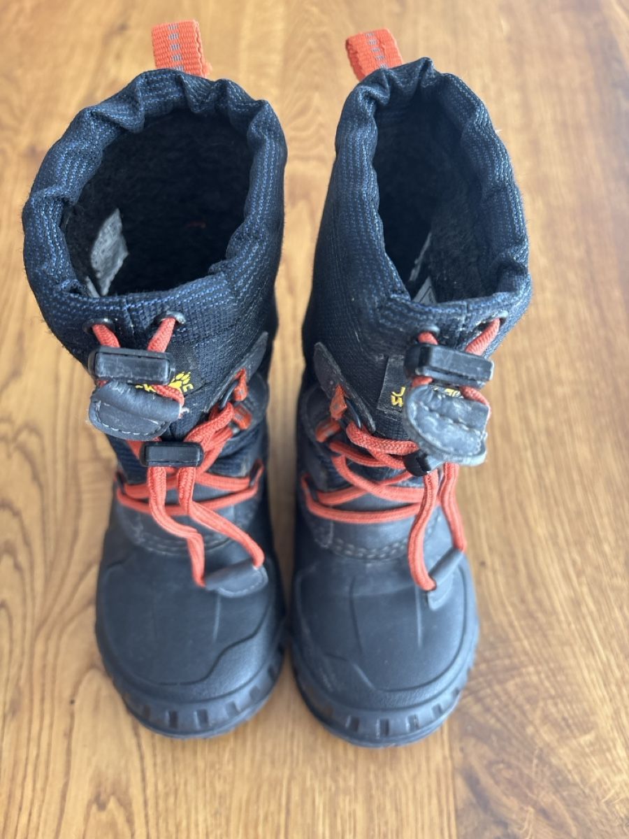 Jack Wolfskin Scarpe per ragazzi: Jack Wolfskin Winterstiefel 26 – Usato da Chur venduto da copino