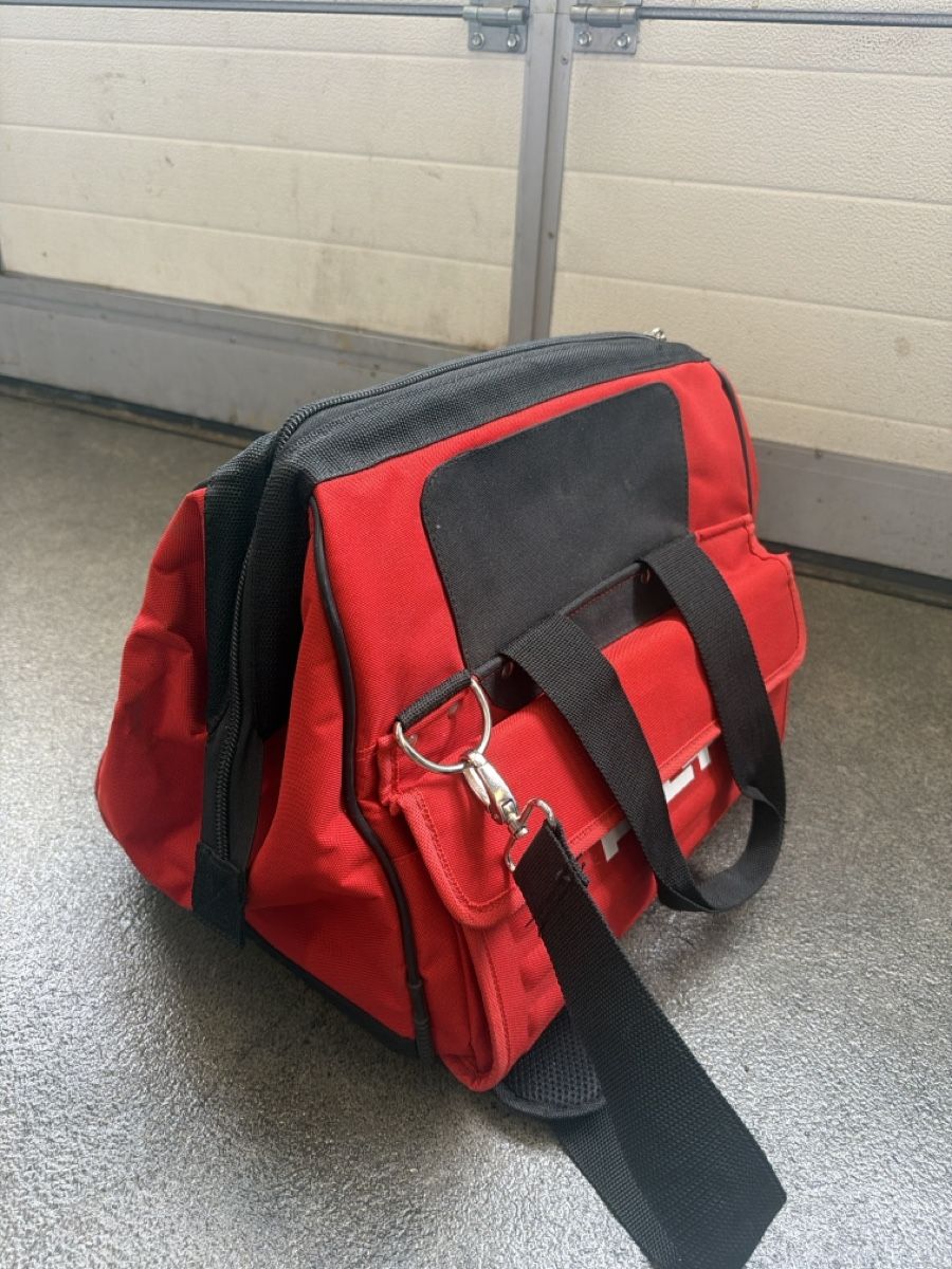 Hilti Borse: Ab 1.- Hilti Tasche Neu – Nuovo (secondo la descrizione) da Grenchen venduto da JJ___ 2