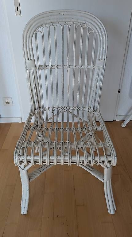 Stühle: Alter Rattanstuhl  – Gebraucht aus Bremgarten b. Bern von Flintli