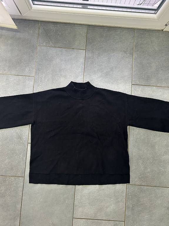 Pulls & Sweat-shirts: Langärmliger Pullover – D'occasion à Gossau SG par Koumichel16